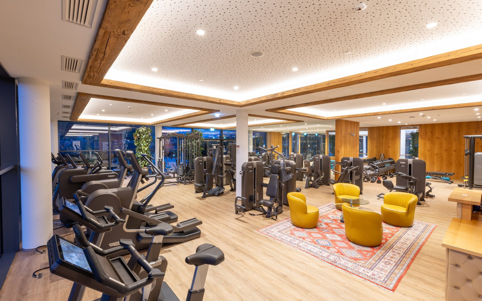 Fitness Center mit TechnoGym Ausstattung