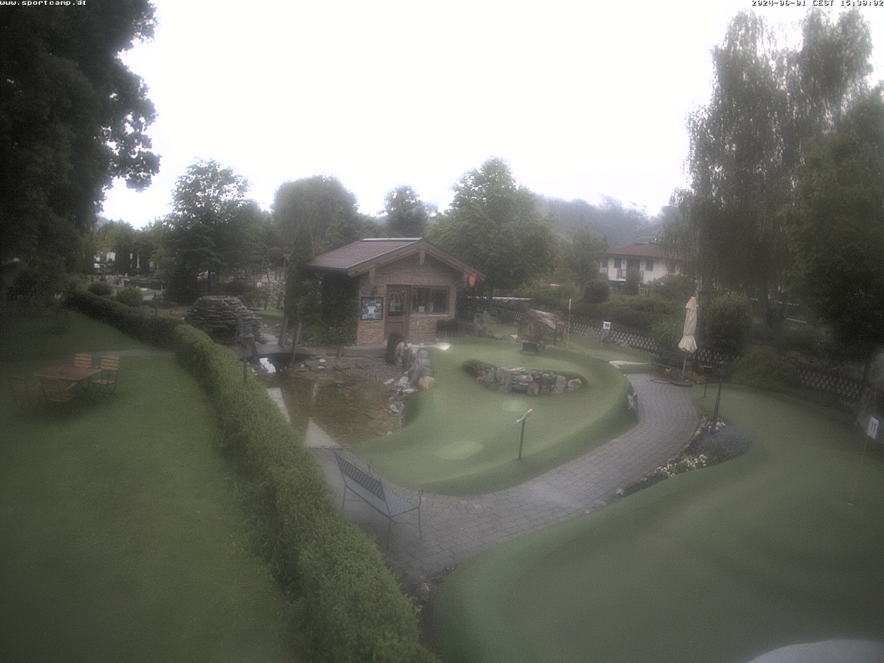 Webcam Adventure Golf and Terrace