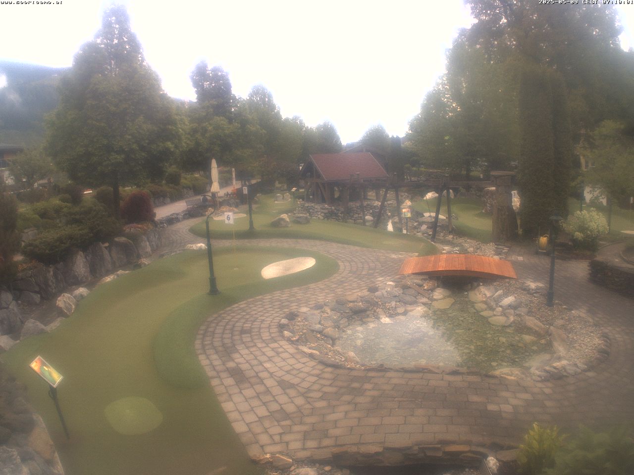 Adventure golf and garden