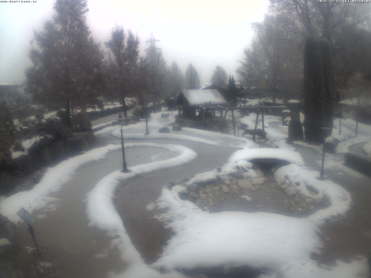 Adventure golf and garden