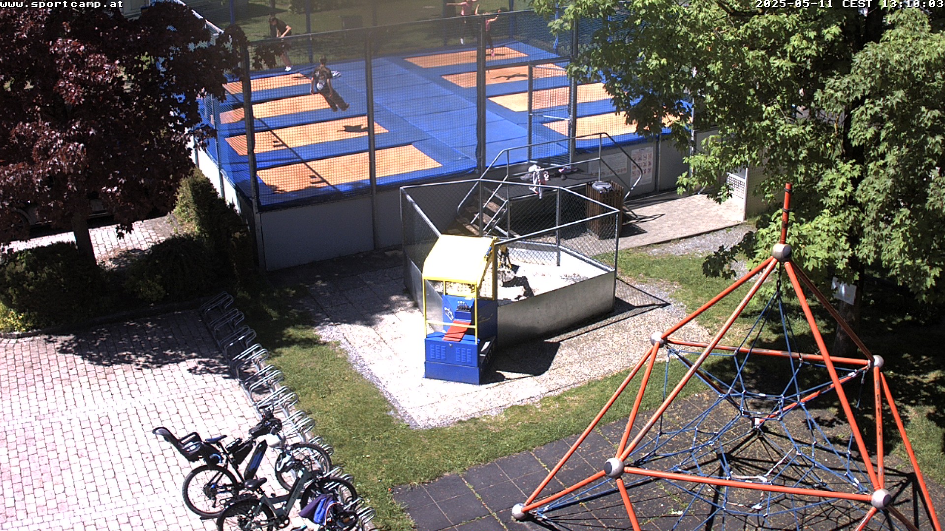Giant trampoline and camping