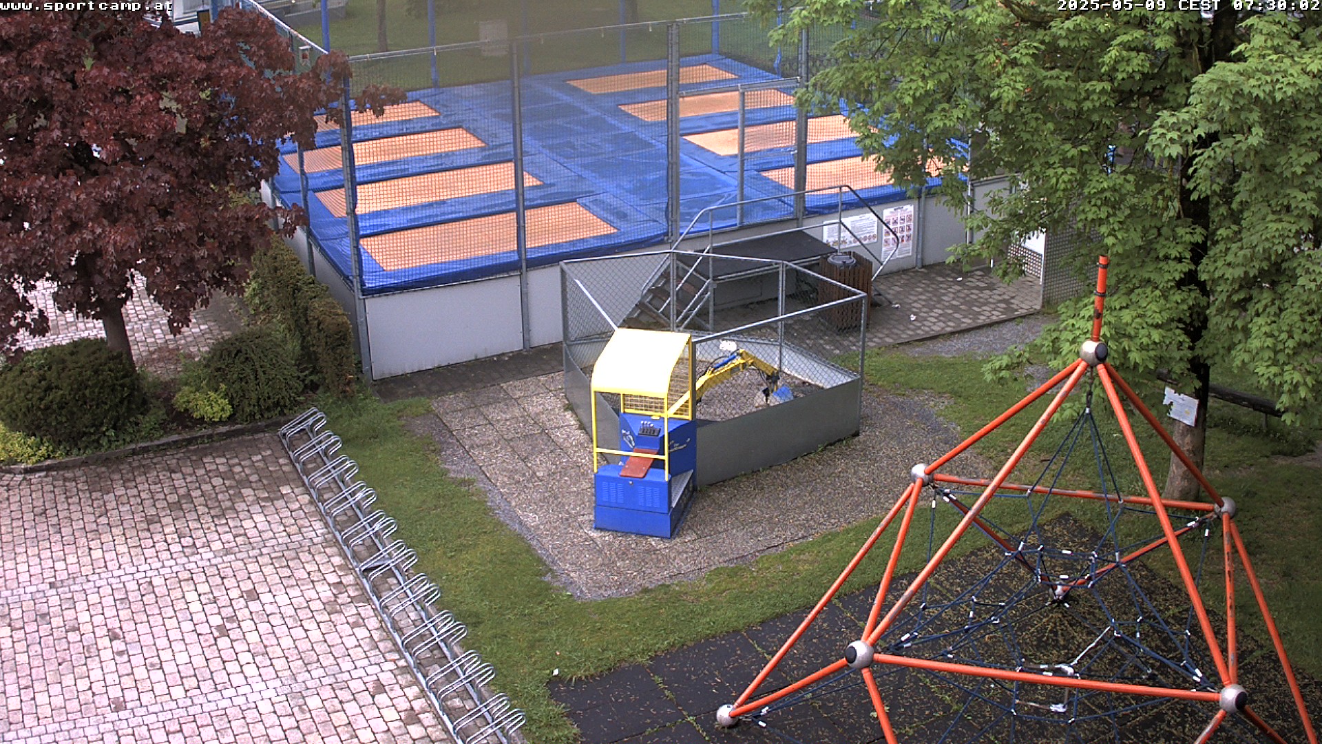 Giant trampoline and camping