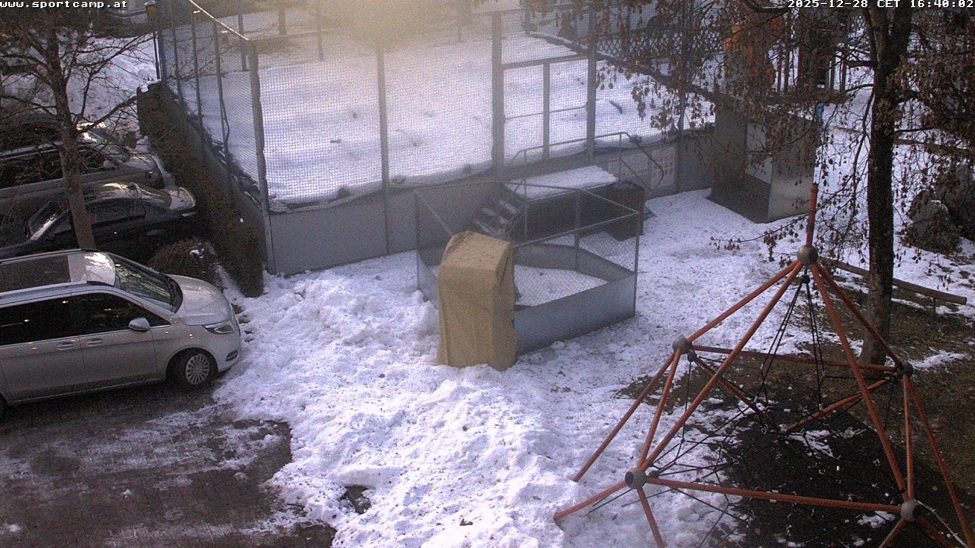 Giant trampoline and camping